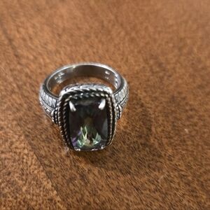 Elegant Silver Ring with Multicolor Gemstone